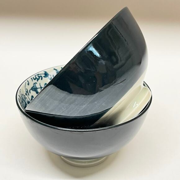 Chengs Blue and Cream Karakusa Rice Bowls Set for 4 - Picture 2 of 8